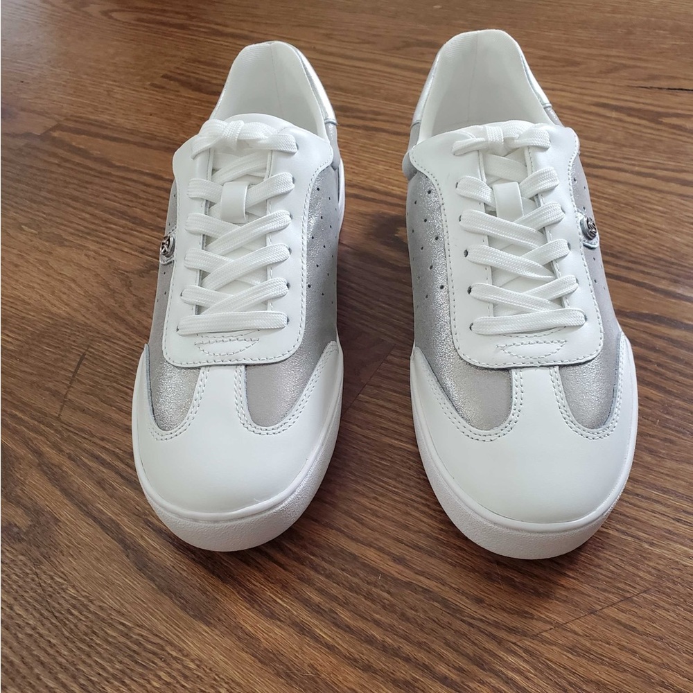 Michael Kors Women’s Scotty Lace Up Sneakers. silver and white, new in box
